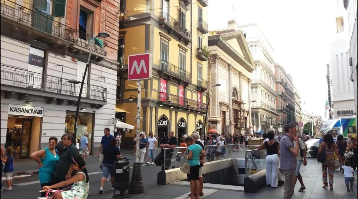 Casa De Barrio Daire Napoli
